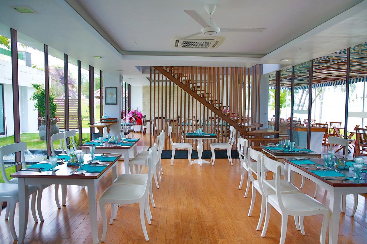 Pantai Indah Lagoi Bintan Exterior foto