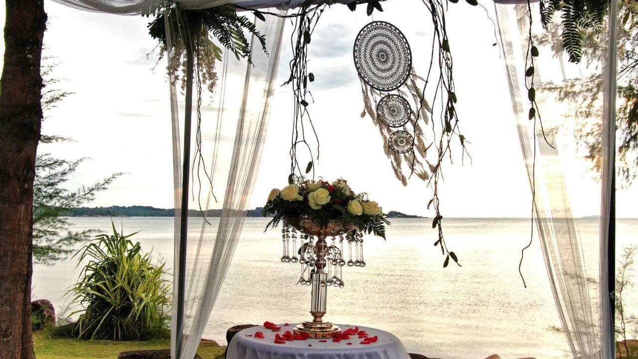 Pantai Indah Lagoi Bintan Exterior foto